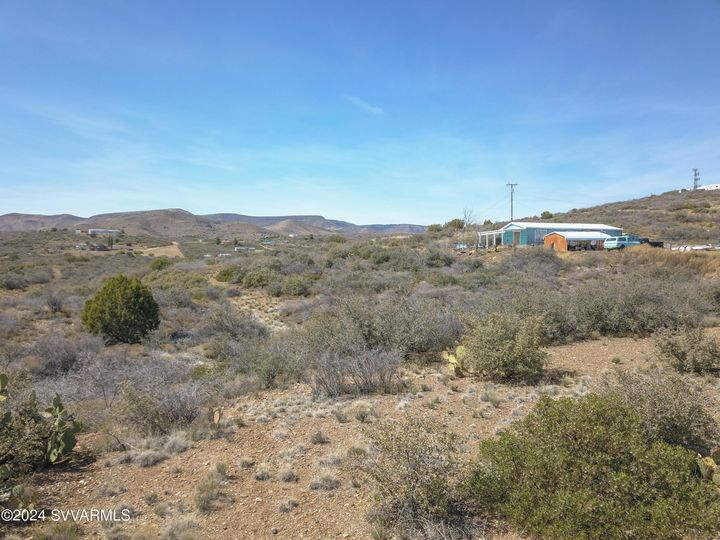 10552 S Yucca Dr, Mayer, AZ | Under 5 Acres. Photo 11 of 34