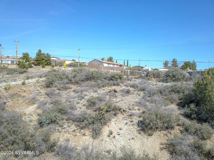 10552 S Yucca Dr, Mayer, AZ | Under 5 Acres. Photo 13 of 34