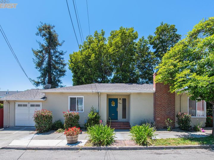 10809 Mcintyre St, Oakland, CA | . Photo 2 of 43