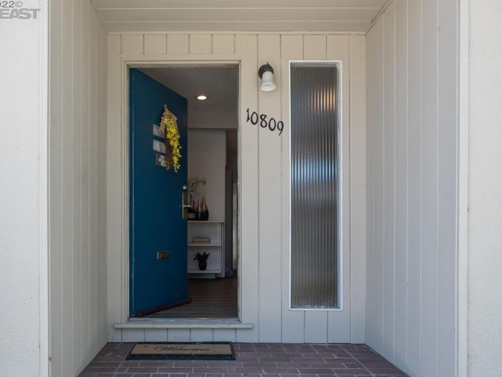10809 Mcintyre St, Oakland, CA | . Photo 7 of 43