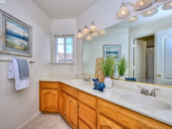 1085 Eve Ln, Livermore, CA | Windmill Springs. Photo 32 of 55