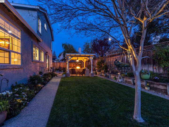 1085 Eve Ln, Livermore, CA | Windmill Springs. Photo 52 of 55