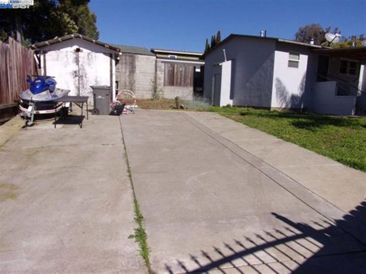 10923 Foothill Blvd, Oakland, CA | East Oakland. Photo 23 of 28