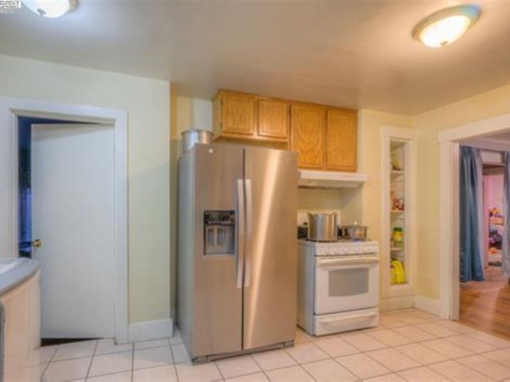10923 Foothill Blvd, Oakland, CA | East Oakland. Photo 8 of 28