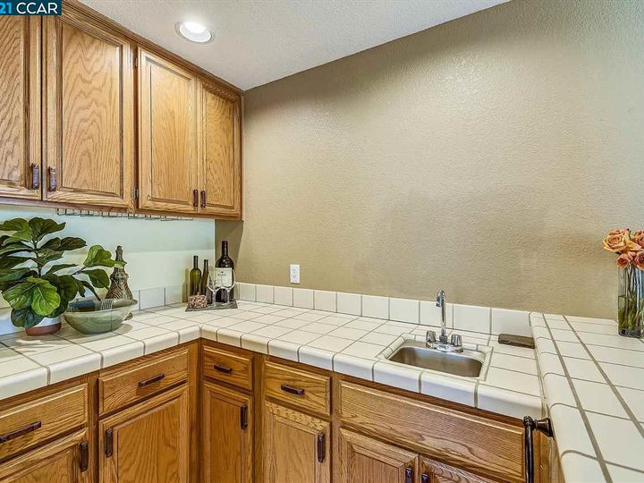 1125 Kaitlin Pl, Concord, CA | . Photo 15 of 36