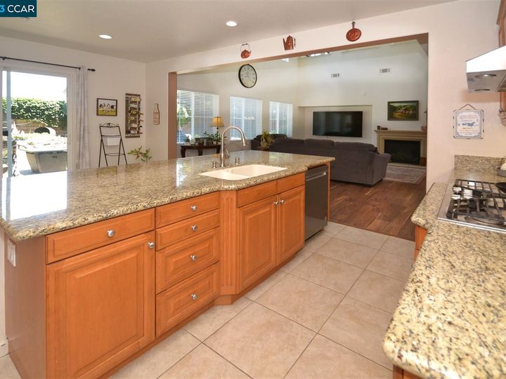 1129 Lavender Dr, Brentwood, CA | Brentwood. Photo 19 of 47