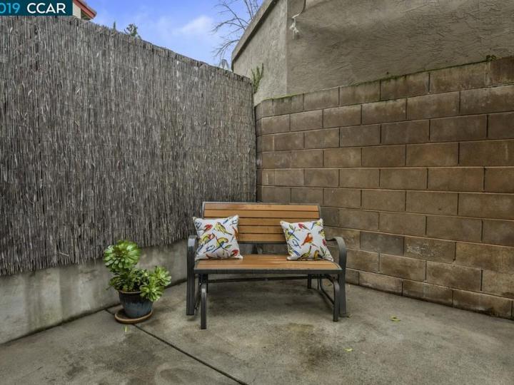 1152 Saint Timothy Pl #104, Concord, CA, 94518 Townhouse. Photo 23 of 24