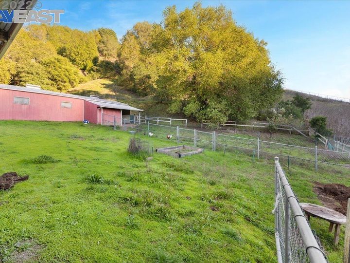 12000 Cull Canyon Rd, Castro Valley, CA | Castro Valley. Photo 11 of 40