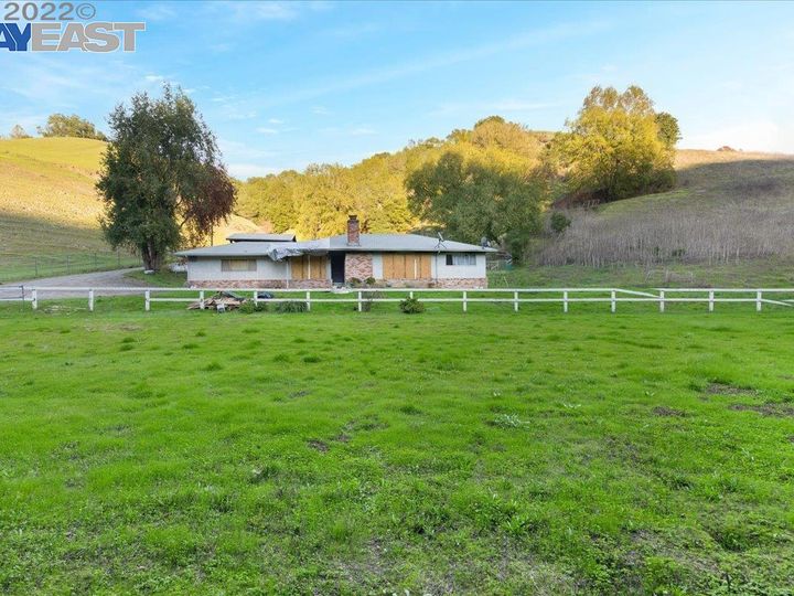 12000 Cull Canyon Rd, Castro Valley, CA | Castro Valley. Photo 14 of 40