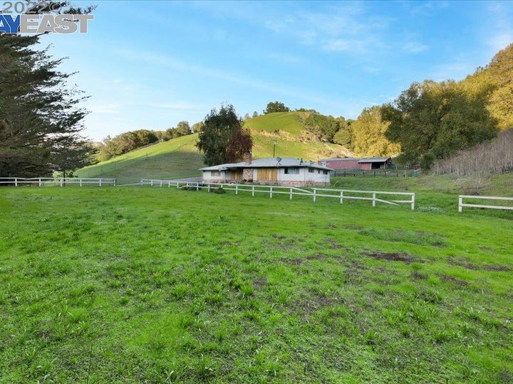 12000 Cull Canyon Rd, Castro Valley, CA | Castro Valley. Photo 15 of 40
