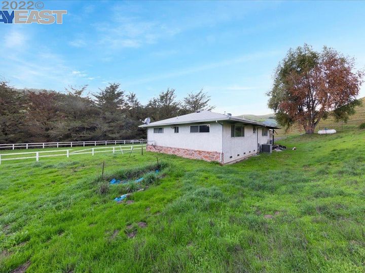 12000 Cull Canyon Rd, Castro Valley, CA | Castro Valley. Photo 23 of 40