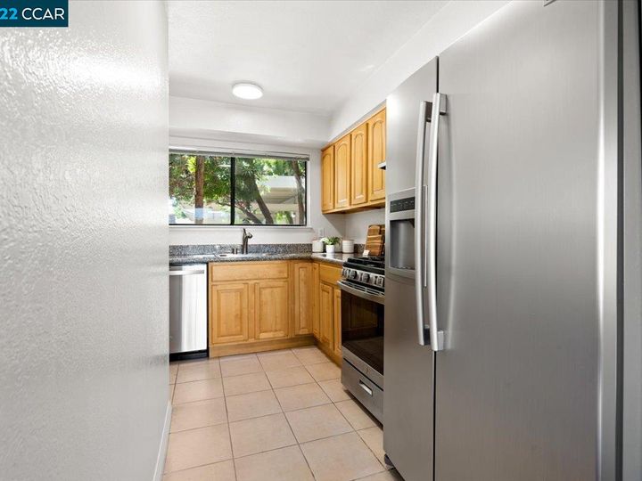 1395 Kenwal Rd #C, Concord, CA, 94521 Townhouse. Photo 6 of 41