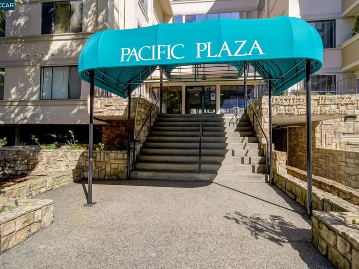 Pacific Plaza condo #117. Photo 34 of 37