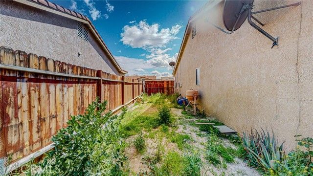 14138 Estate Way, Victorville, CA | . Photo 26 of 31