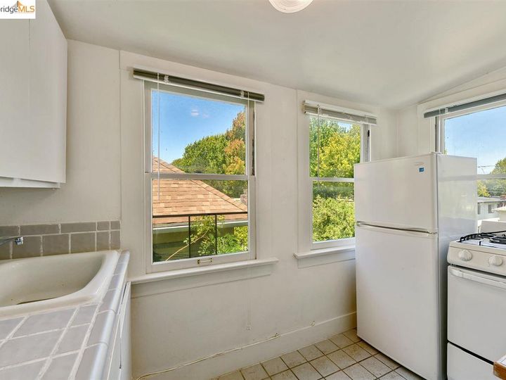 1423 Central Ave Alameda CA 94501. Photo 29 of 34