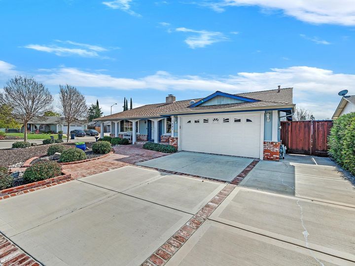 1481 Berlin, Livermore, CA | Sunset East. Photo 41 of 42