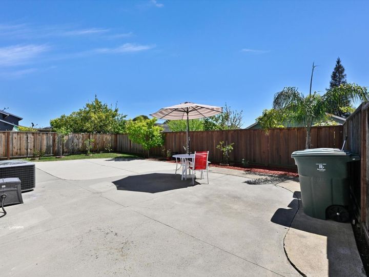 150 Farrell Ave, Gilroy, CA | . Photo 27 of 32