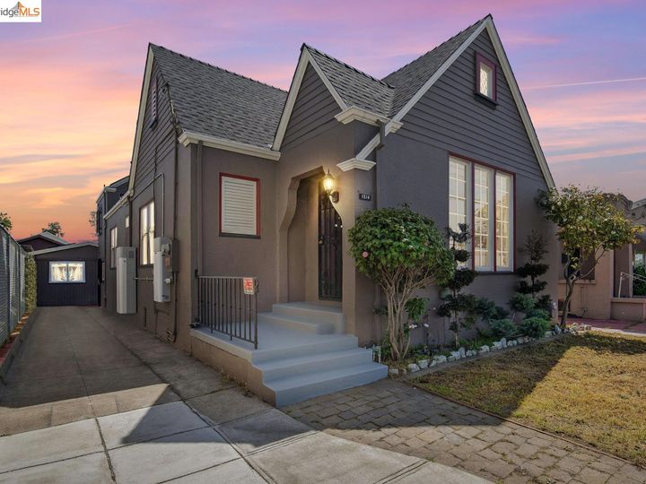 1514 69th Ave, Oakland, CA | Heginberger. Photo 1 of 33