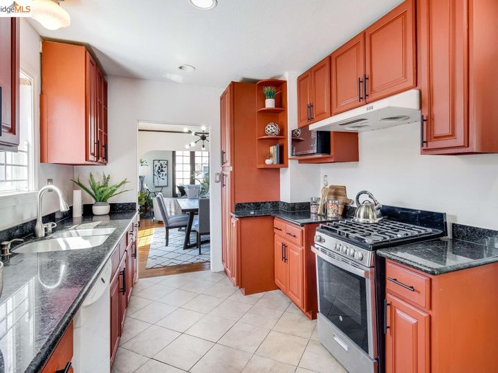 1514 69th Ave, Oakland, CA | Heginberger. Photo 10 of 33