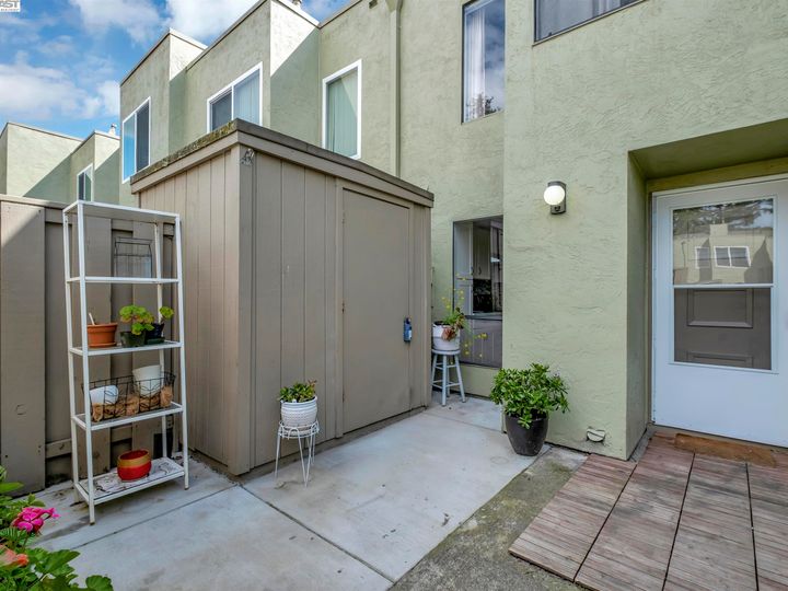 1745 Dover Pl, Hayward, CA, 94541 Townhouse. Photo 44 of 44