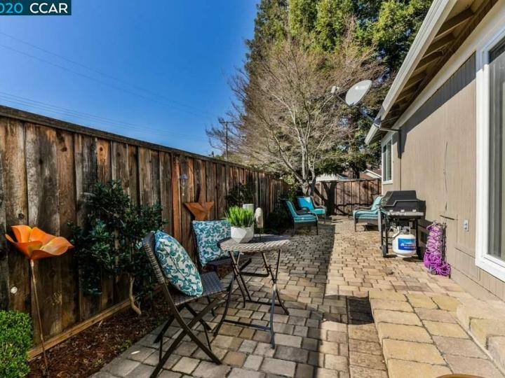 18 Donegal Way, Martinez, CA, 94553 Townhouse. Photo 25 of 30