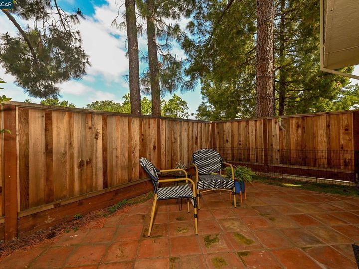 1896 Cannon Dr, Walnut Creek, CA, 94597 Townhouse. Photo 22 of 27