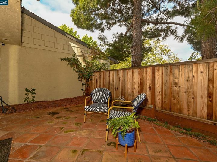 1896 Cannon Dr, Walnut Creek, CA, 94597 Townhouse. Photo 23 of 27