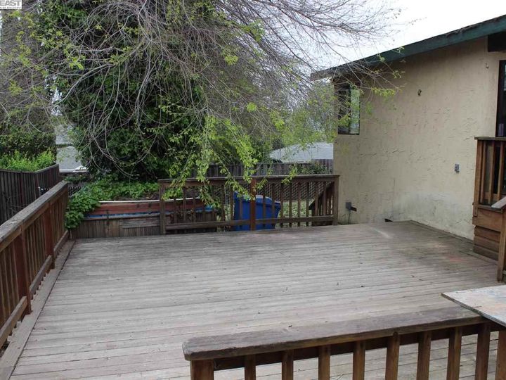 19054 Mayberry Dr, Castro Valley, CA | Chabot. Photo 11 of 15
