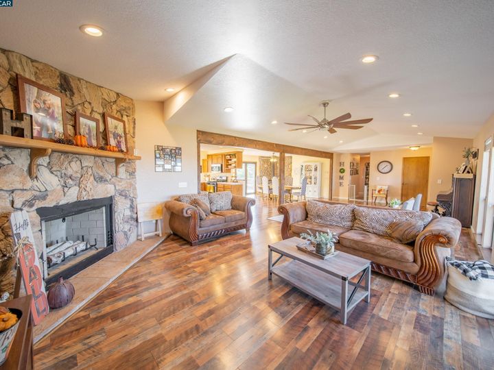 19391 Rawhide Rd, Sonora, CA | . Photo 19 of 28