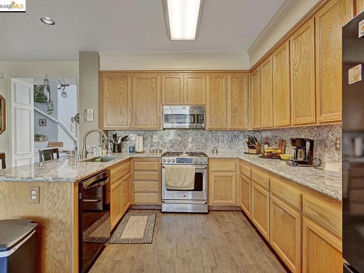 186 Moss Hollow Ct, Brentwood, CA | Brentwood. Photo 11 of 26