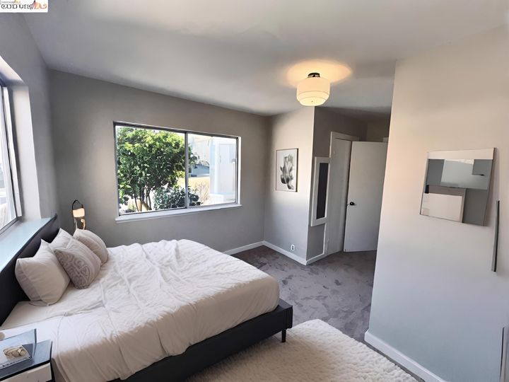 2035 17th Ave, Oakland, CA | Highland Terrace. Photo 11 of 21