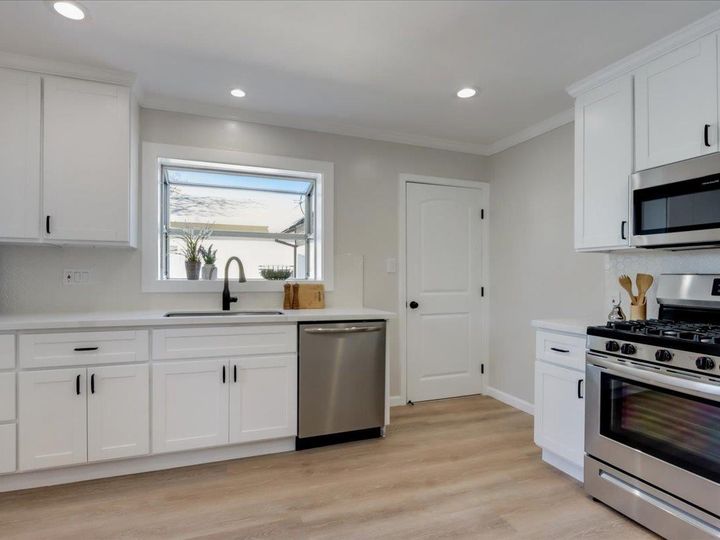 208 4th Ave, Redwood City, CA | . Photo 9 of 33