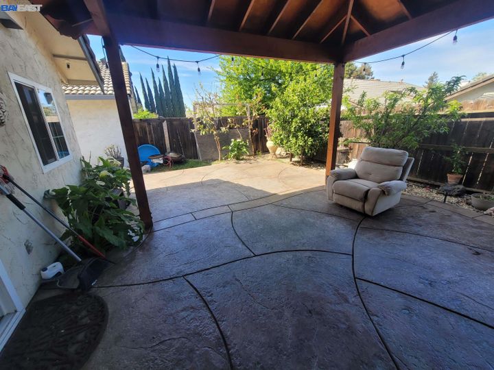 2083 Galway Dr, Pittsburg, CA | Stone Harbour. Photo 18 of 24