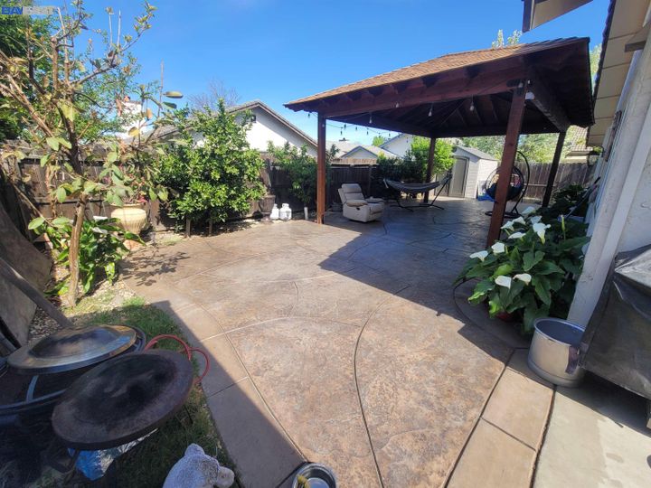 2083 Galway Dr, Pittsburg, CA | Stone Harbour. Photo 19 of 24