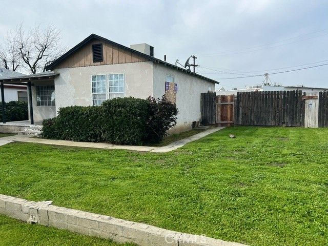 2111 Carrere St, Bakersfield, CA | . Photo 2 of 3