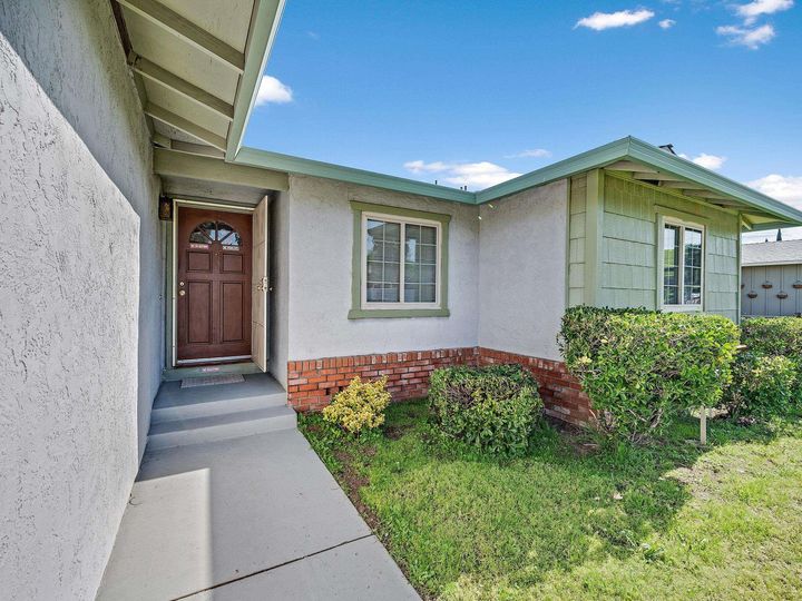 2115 Sugartree Dr, Pittsburg, CA | Hilldale. Photo 1 of 33