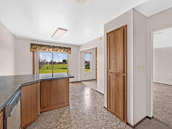 2115 Sugartree Dr, Pittsburg, CA | Hilldale. Photo 12 of 33