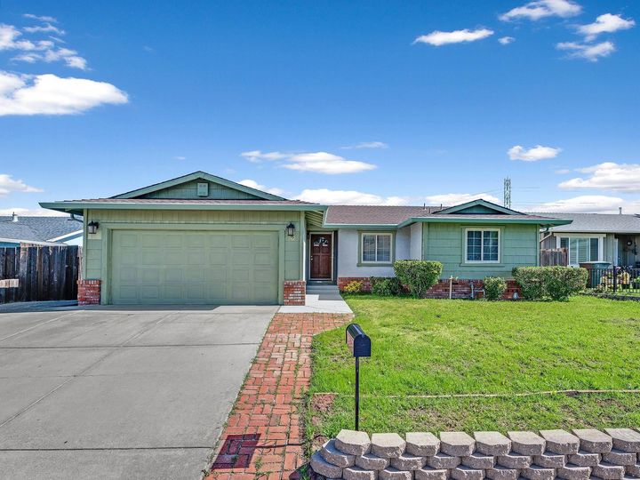 2115 Sugartree Dr, Pittsburg, CA | Hilldale. Photo 24 of 33