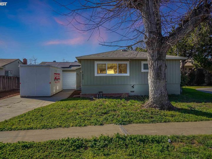 215 Lee, Livermore, CA | Leland Heights. Photo 1 of 33