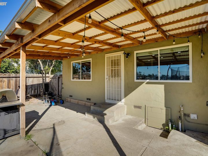 215 Lee, Livermore, CA | Leland Heights. Photo 26 of 33