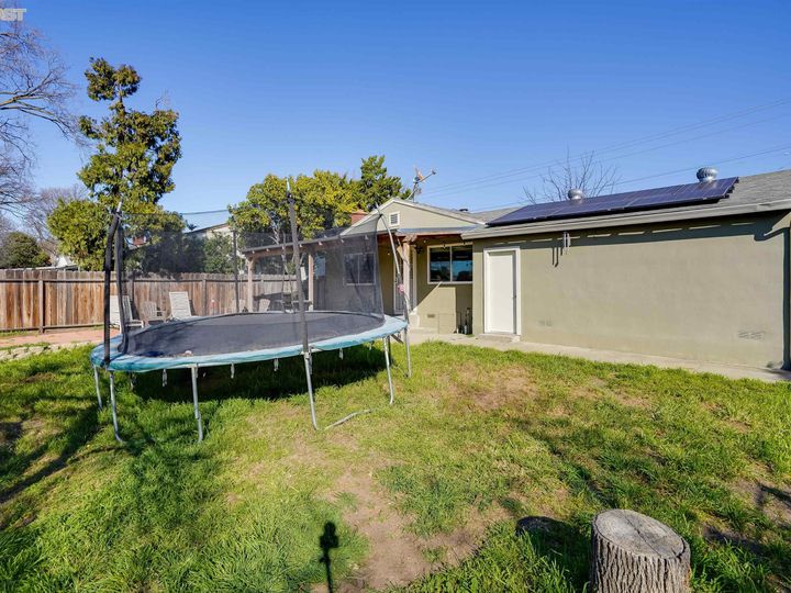 215 Lee, Livermore, CA | Leland Heights. Photo 32 of 33