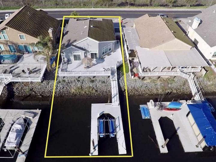2175 Newport Dr, Discovery Bay, CA | Delta Waterfront Access. Photo 25 of 26