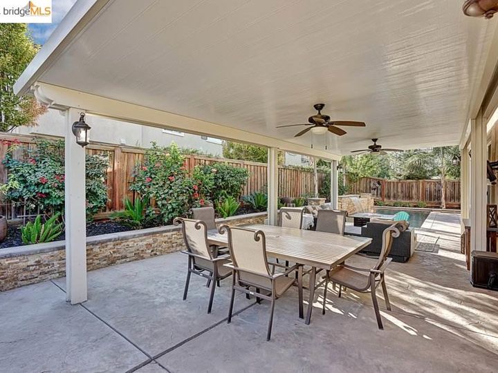 2356 Arch Ct, Brentwood, CA | Sterling Pentacle. Photo 28 of 34