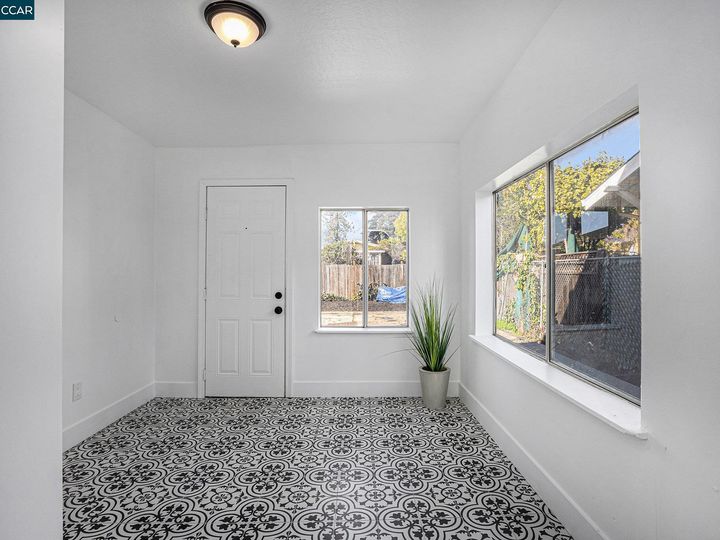 2481 62nd Ave, Oakland, CA | Havenscourt Area. Photo 10 of 22