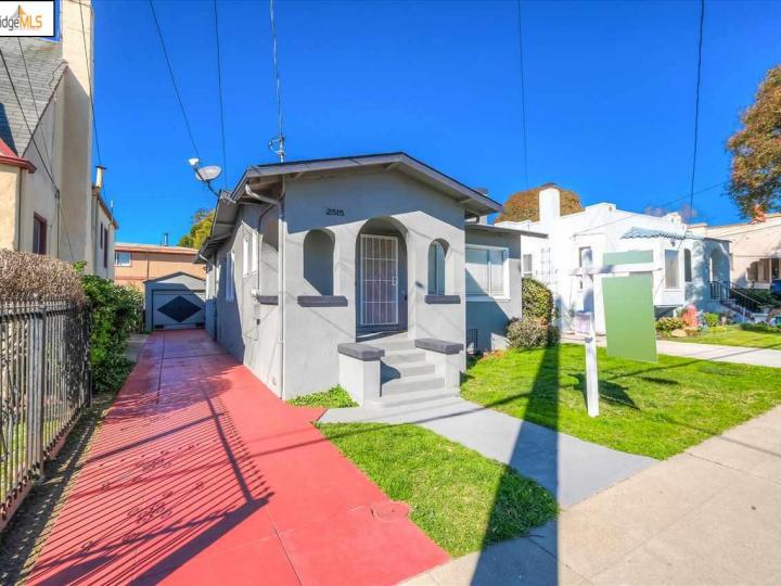 2515 55th Ave, Oakland, CA | Maxwell  Park. Photo 1 of 33