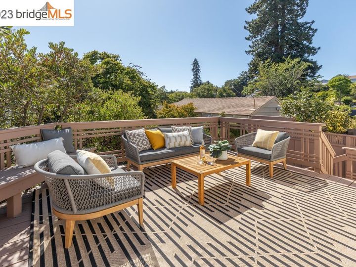 2533 Carmel St, Oakland, CA | Lincoln Heights. Photo 32 of 59