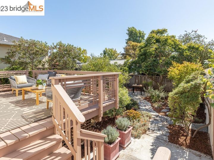 2533 Carmel St, Oakland, CA | Lincoln Heights. Photo 35 of 59