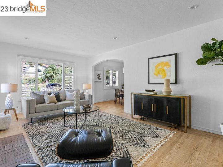 2533 Carmel St, Oakland, CA | Lincoln Heights. Photo 5 of 59