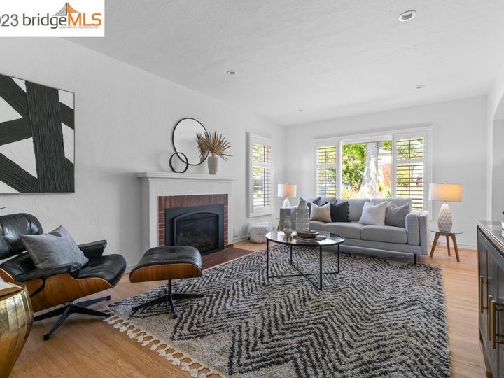 2533 Carmel St, Oakland, CA | Lincoln Heights. Photo 6 of 59