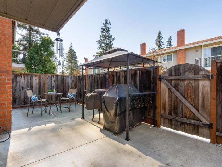 2565 Tolworth Dr, San Jose, CA, 95128 Townhouse. Photo 36 of 40